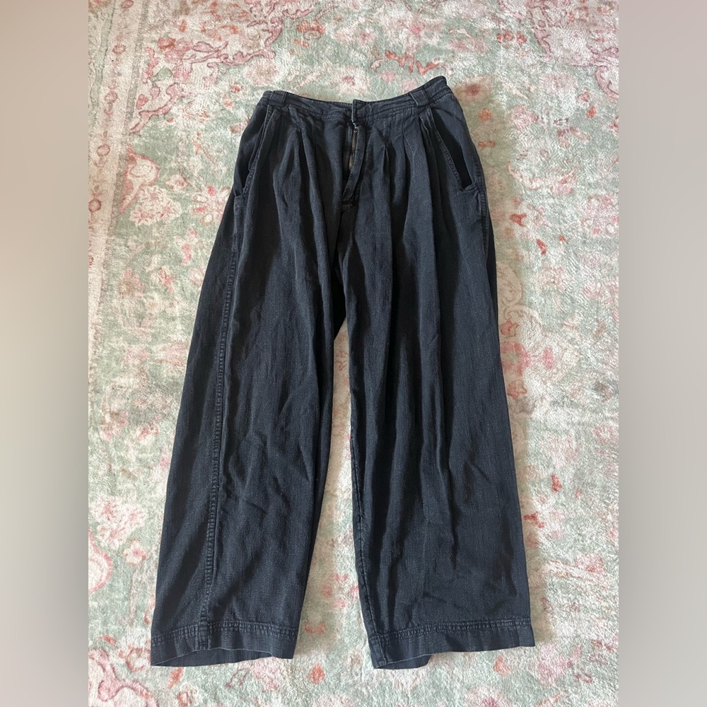 Free People Black Wide Leg Pleated Pants Size 2
